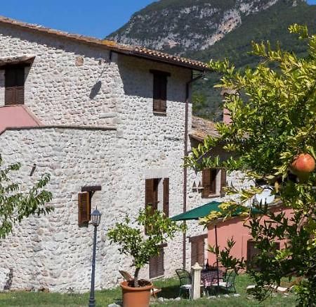 Agriturismo I Melograni Ferentillo Esterno foto